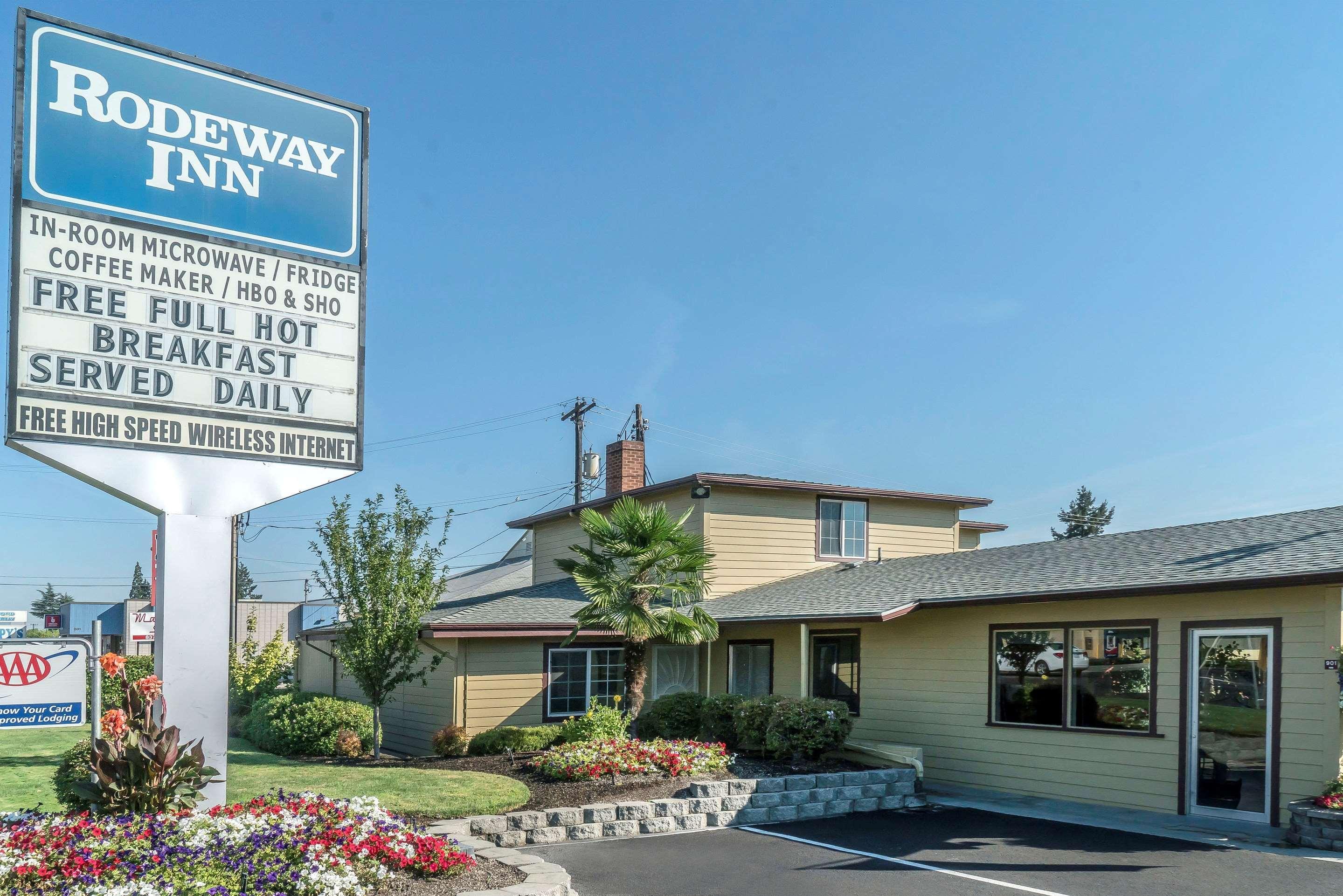 Rodeway Inn Medford South I-5 Dış mekan fotoğraf