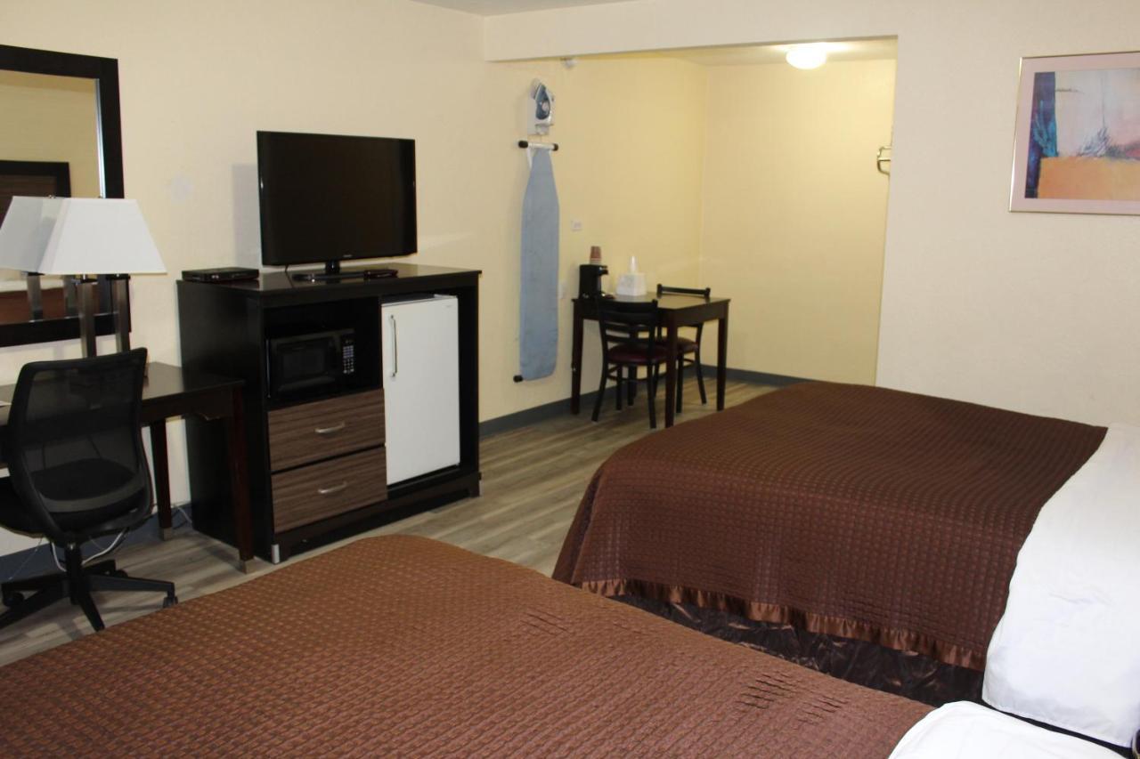 Rodeway Inn Medford South I-5 Dış mekan fotoğraf