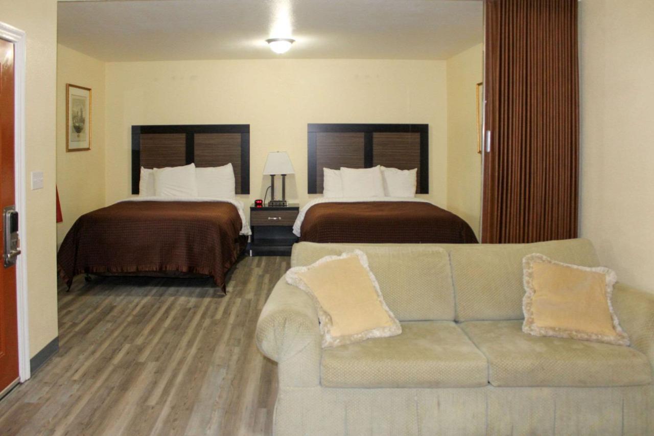 Rodeway Inn Medford South I-5 Dış mekan fotoğraf