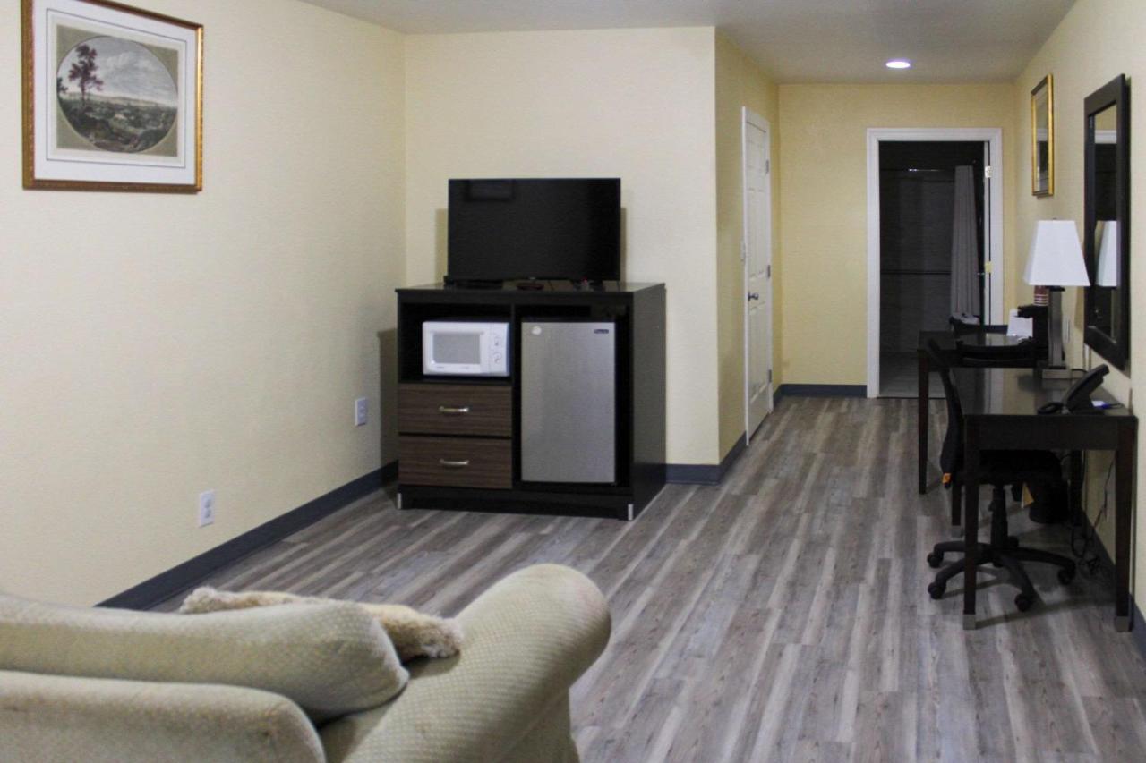Rodeway Inn Medford South I-5 Dış mekan fotoğraf